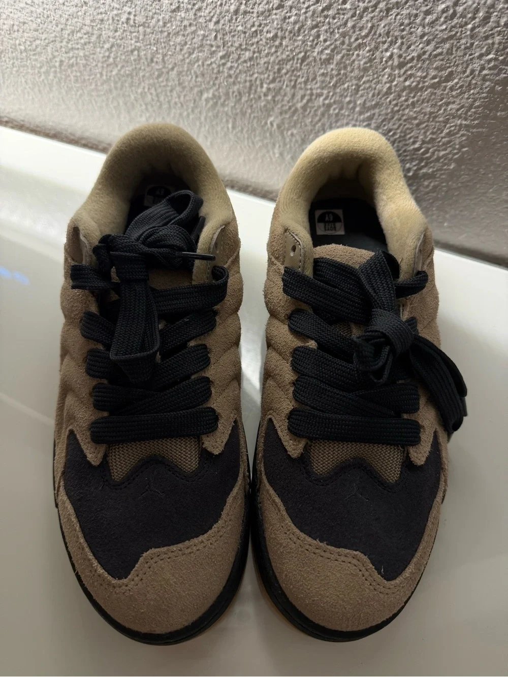 Jordan Session Shoe - Khaki, Anthracite, Gum